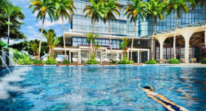 BGC Luxury Condo - Balcony, Pool, Wi-Fi, City View - Suite 8